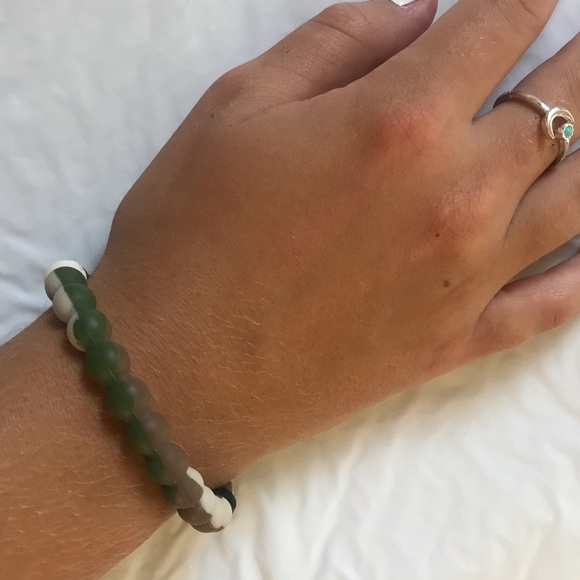 Wild Lokai Camo Bracelet - Picture 3 of 3